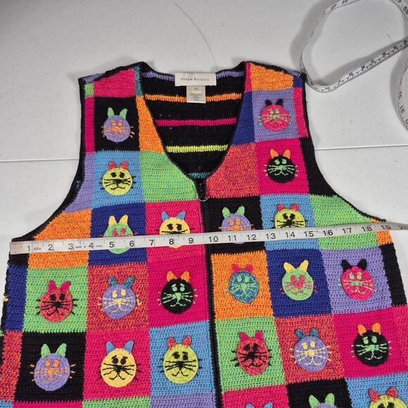 Susan Bristol Blue Red Green Crochet Cats Button Up Vintage Sweater Vest L P - Picture 2 of 4
